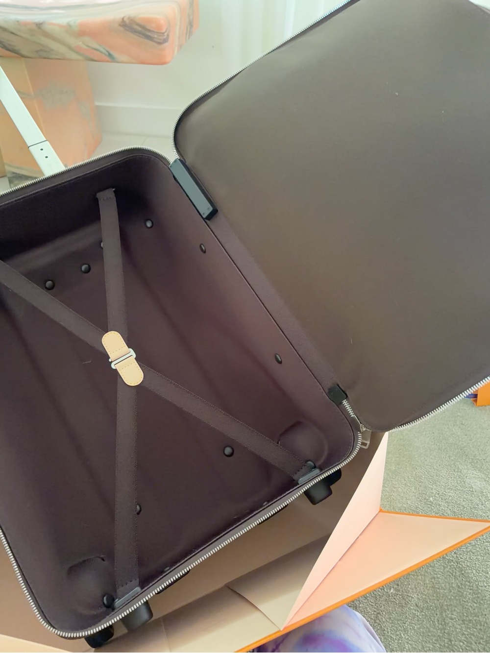 Louis Vuitton Monogram carry on suitcase  - Brown and Tan in the box - Picture 5 of 5